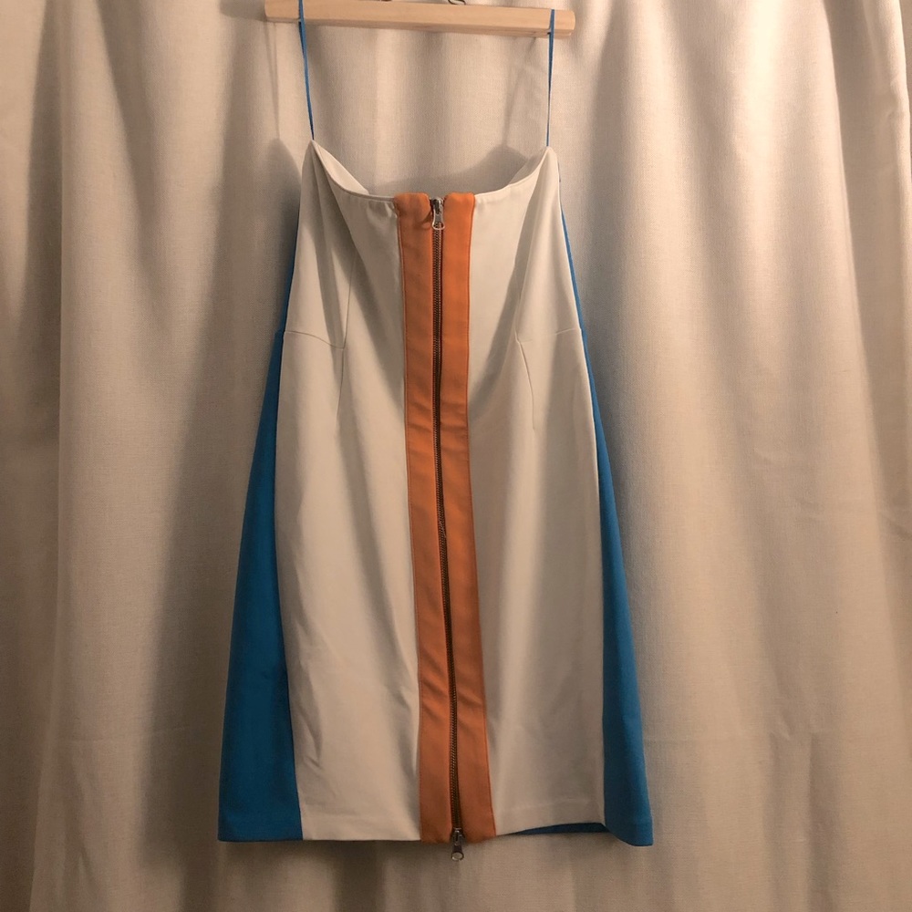 Mini dress - Picture 2 of 3